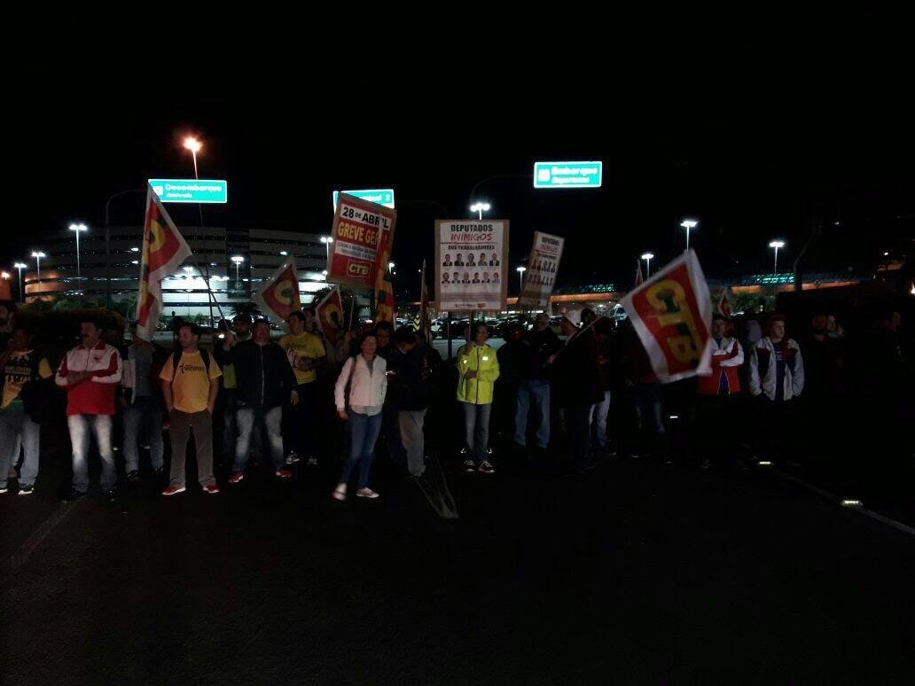 A&ccedil;&atilde;o ocorreu no in&iacute;cio da manh&atilde; desta segunda-feira no Aeroporto Salgado Filho