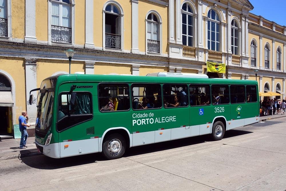 Rodovi&aacute;rios de Porto Alegre adiam decis&atilde;o sobre participa&ccedil;&atilde;o em greve geral