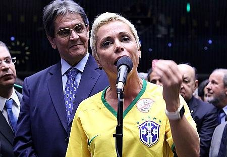 Cristiane Brasil, filha de Roberto Jefferson, teria recebido R$ 200 mil da Odebrecht em 2012