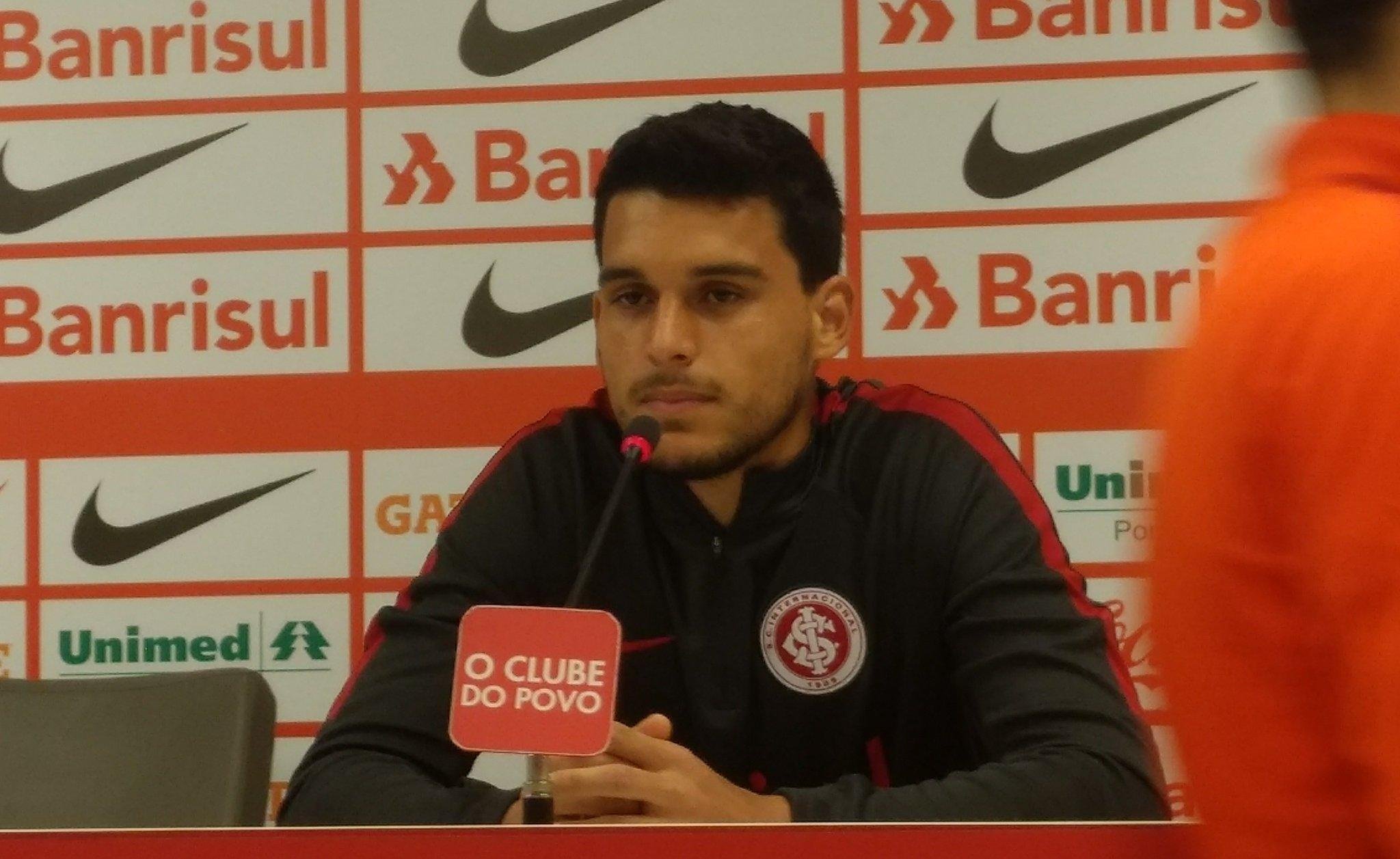 Terceiro goleiro, Keiller dever&aacute; ser titular na final