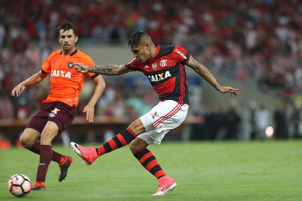 Em Curitiba, Atl&eacute;tico-PR e Flamengo se enfrentam pela Libertadores