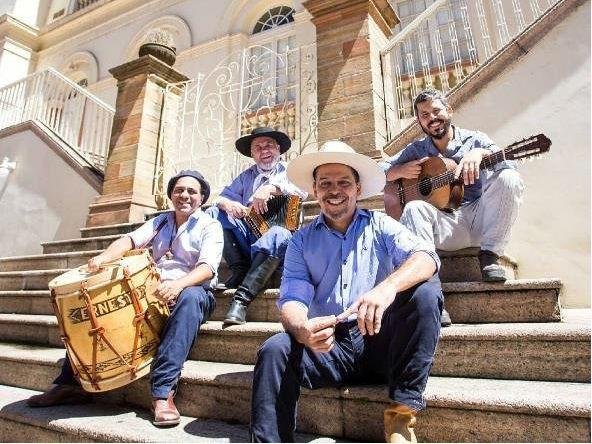 Os Fagundes apresentam Gauchesco e Brasileiro no Theatro S&atilde;o Pedro	