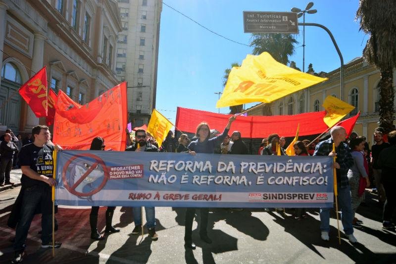 Centrais sindicais programam ato na Reden&ccedil;&atilde;o em Porto Alegre