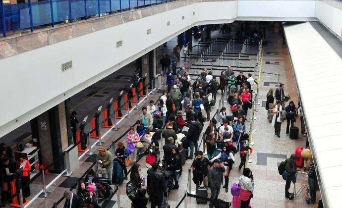 Companhias a&eacute;reas n&atilde;o t&ecirc;m data para iniciar cobran&ccedil;a por despacho de bagagem