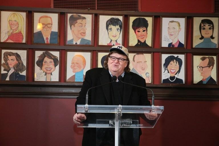 Cineasta Michael Moore estreia na Broadway com espet&aacute;culo sobre Trump