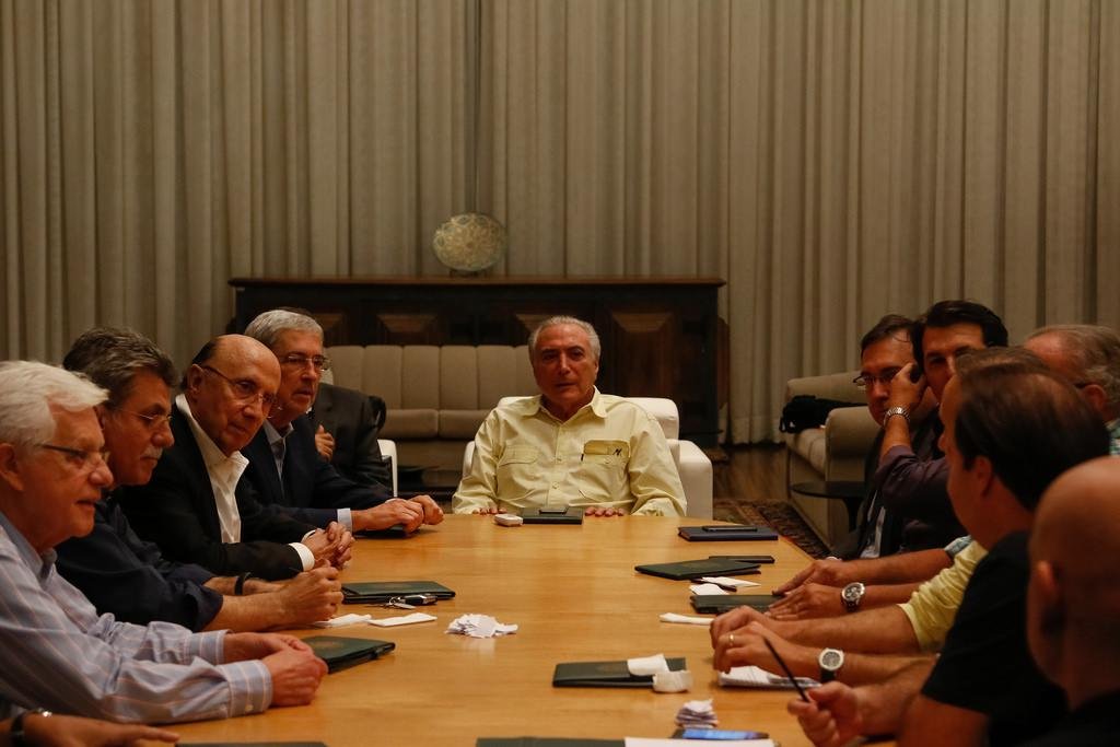 Temer recebeu parlamentares para reuni&atilde;o no Pal&aacute;cio da Alvorada