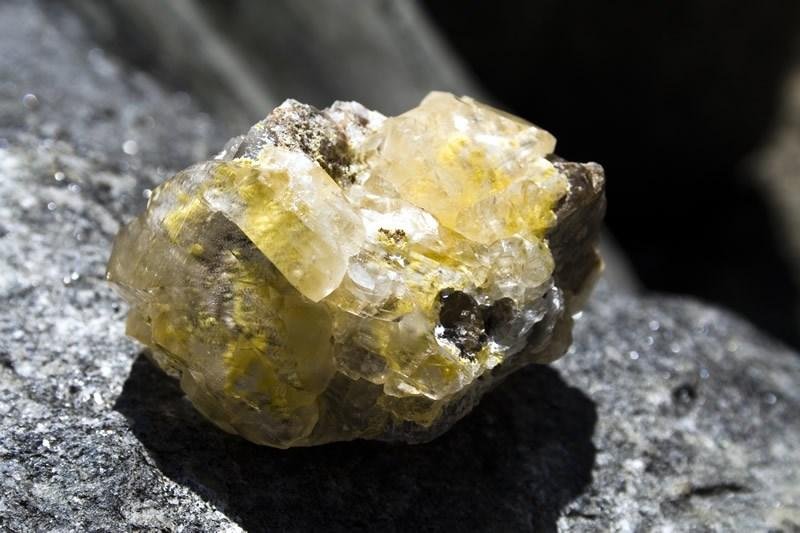 Mineral de ur&acirc;nio ser&aacute; transformado antes de ser vendido para a Argentina
