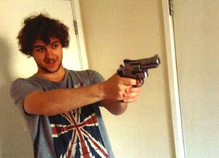 Damon Smith foi declarado culpado de colocar uma bomba no metr&ocirc; de Londres