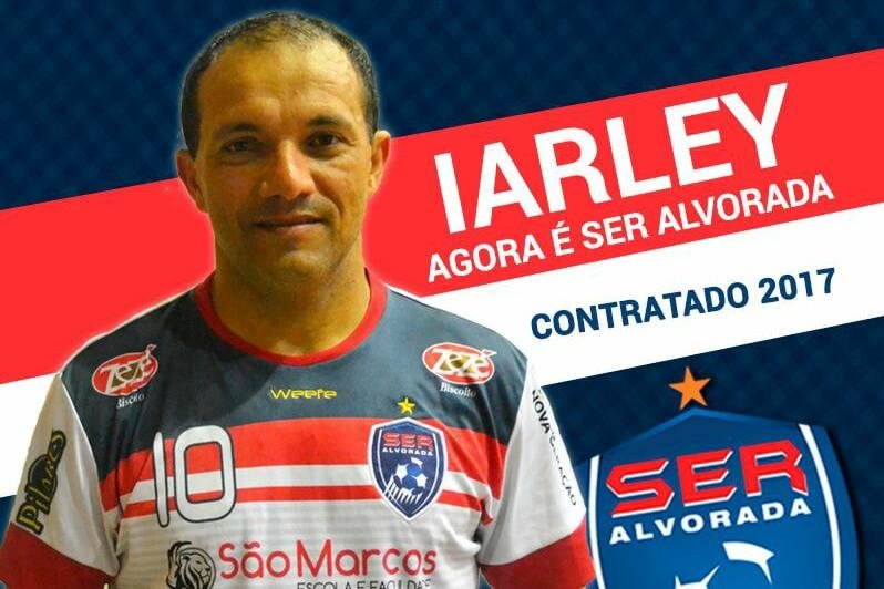 &Iacute;dolo colorado come&ccedil;ou a carreira na modalidade e pode estrear j&aacute; neste s&aacute;bado