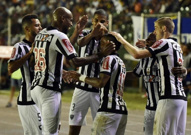 Time &eacute; o segundo na tabela com 10 pontos e agora n&atilde;o pode mais ser alcan&ccedil;ado pelo Libertad, que tem cinco
