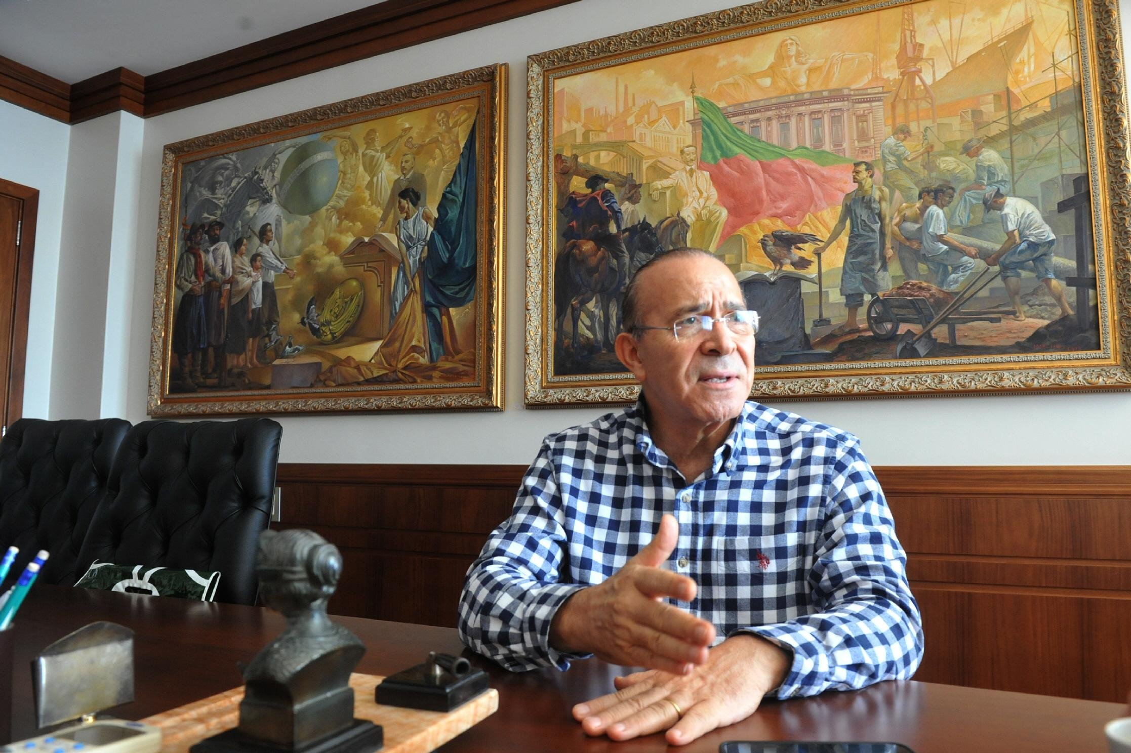 Ministro da Casa Civil, Eliseu Padilha, disse que governo vai para o embate pol&iacute;tico
