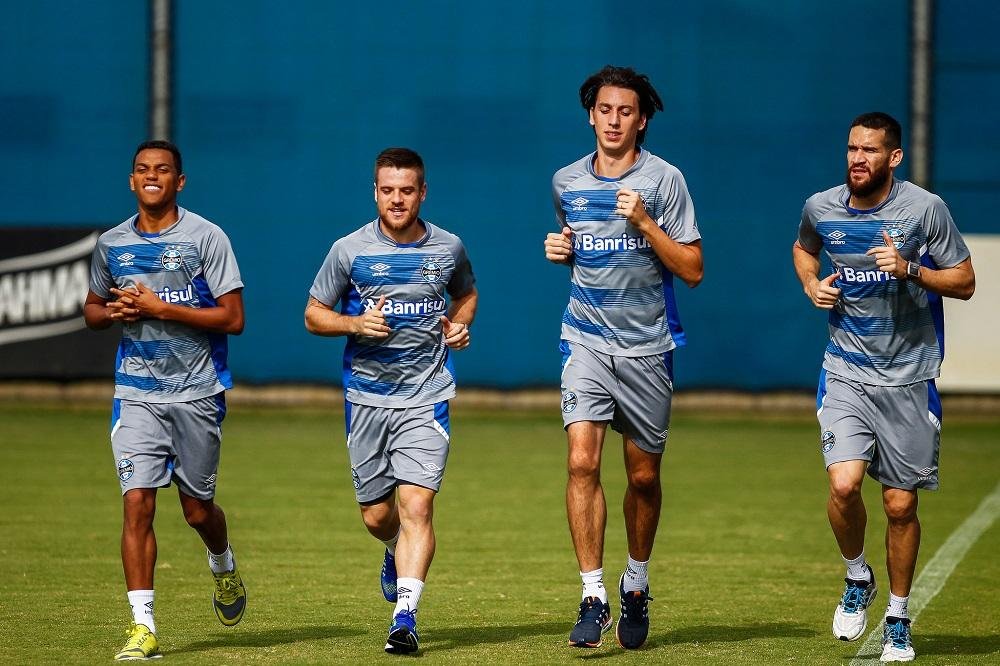 Atletas do Gr&ecirc;mio iniciam hoje a prepara&ccedil;&atilde;o para a estreia no Campeonato Brasileiro no pr&oacute;ximo final de semana