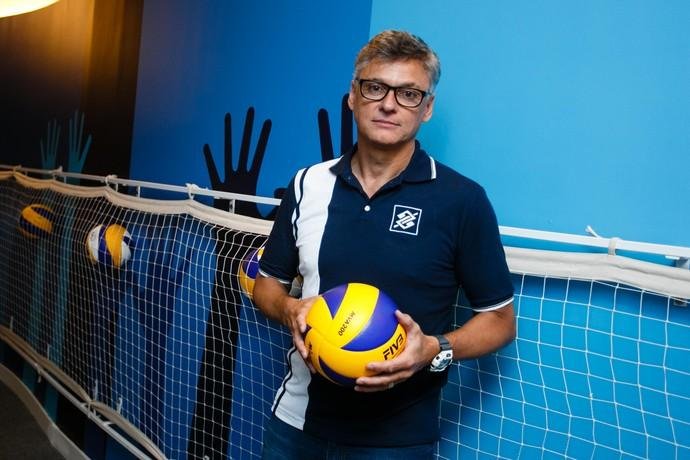 Novo treinador da sele&ccedil;&atilde;o manteve equipe que conquistou a medalha de ouro nos Jogos Ol&iacute;mpicos do Rio