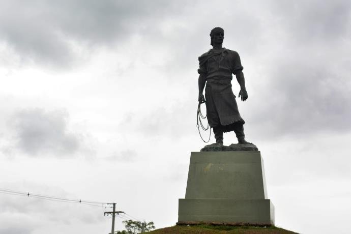 An&aacute;lise de especialista franc&ecirc;s indicou riscos estruturais no monumento de Porto Alegre