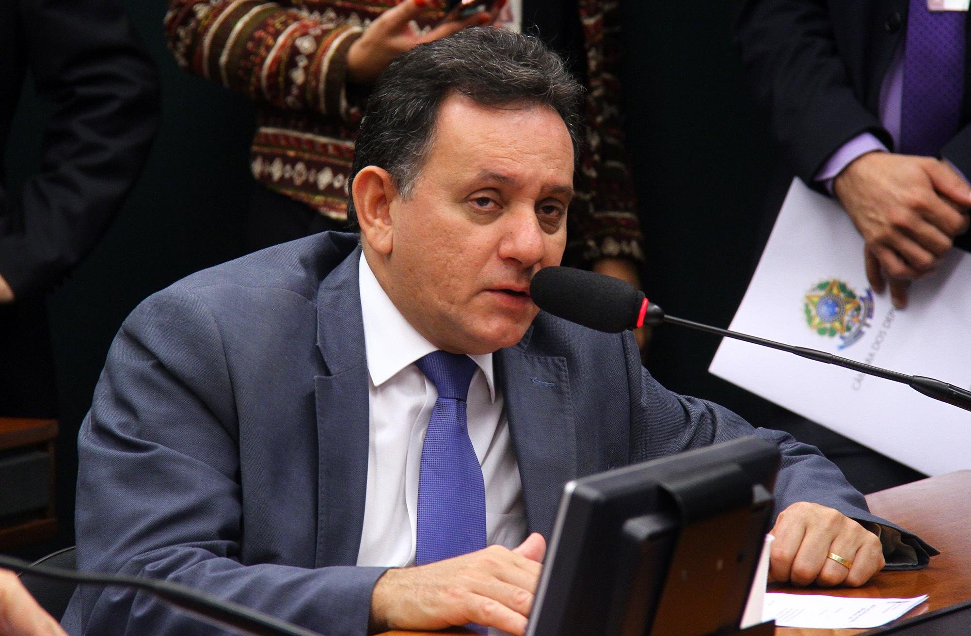 Autor da proposta pediu para texto ser recolhido para "corre&ccedil;&otilde;es" de proposta acusada de ser "escravagista"