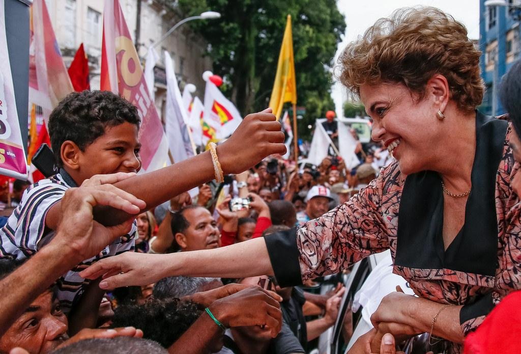 Segundo a ex-presidente, Jo&atilde;o Santana e M&ocirc;nica Moura apresentaram "afirma&ccedil;&otilde;es falsas"