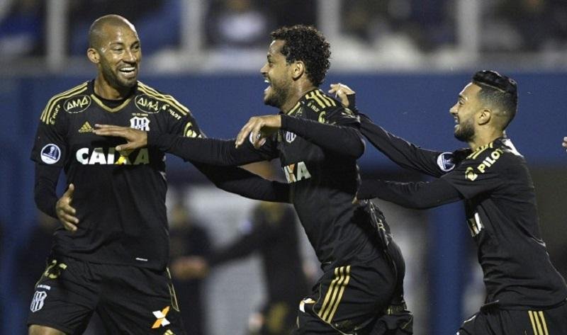 Ponte Preta avan&ccedil;a na Sul-Americana com empate em 1 a 1 contra Gimnasia