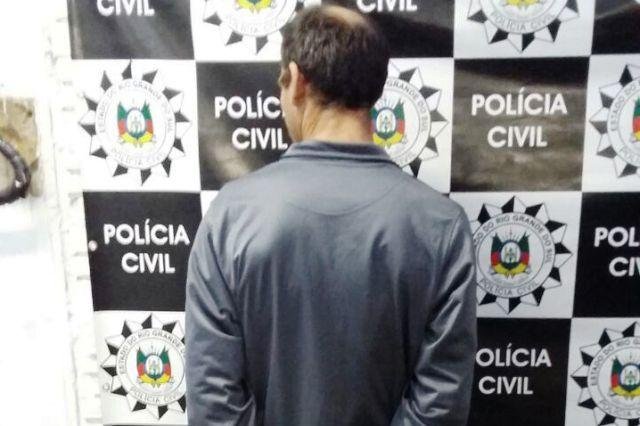 Motorista de Uber condenado a 23 anos por homic&iacute;dio &eacute; preso em Porto Alegre