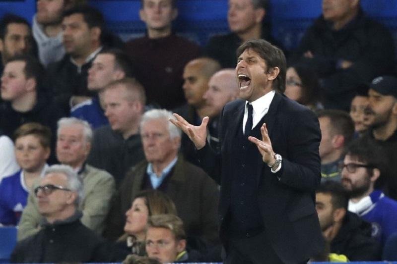 Perto do t&iacute;tulo, Antonio Conte celebra volta por cima do Chelsea sob seu comando