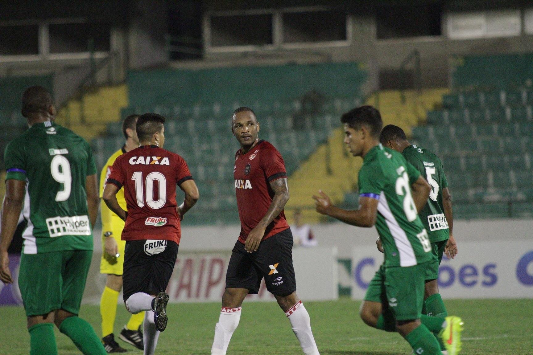 Xavante n&atilde;o conseguiu aproveitar jogo sem torcida em Campinas e foi derrotado por 2 a 0