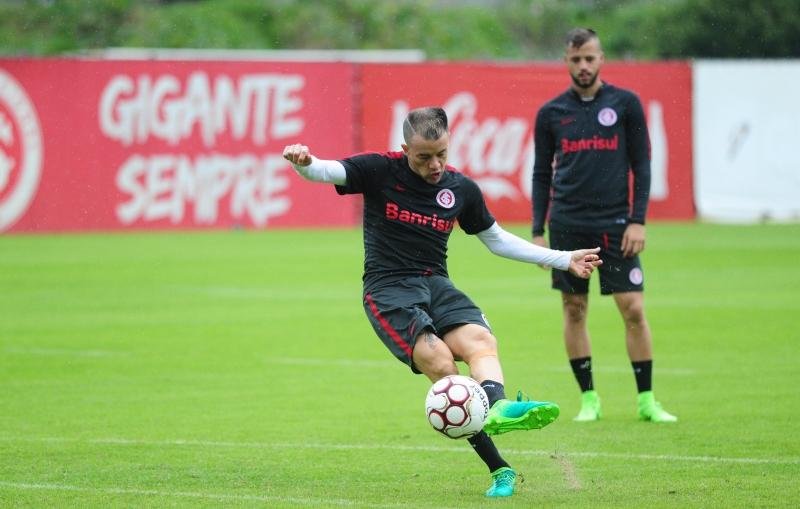 Equipe colorada faz sua estreia neste s&aacute;bado, &agrave;s 16h30min, no Est&aacute;dio do Caf&eacute;