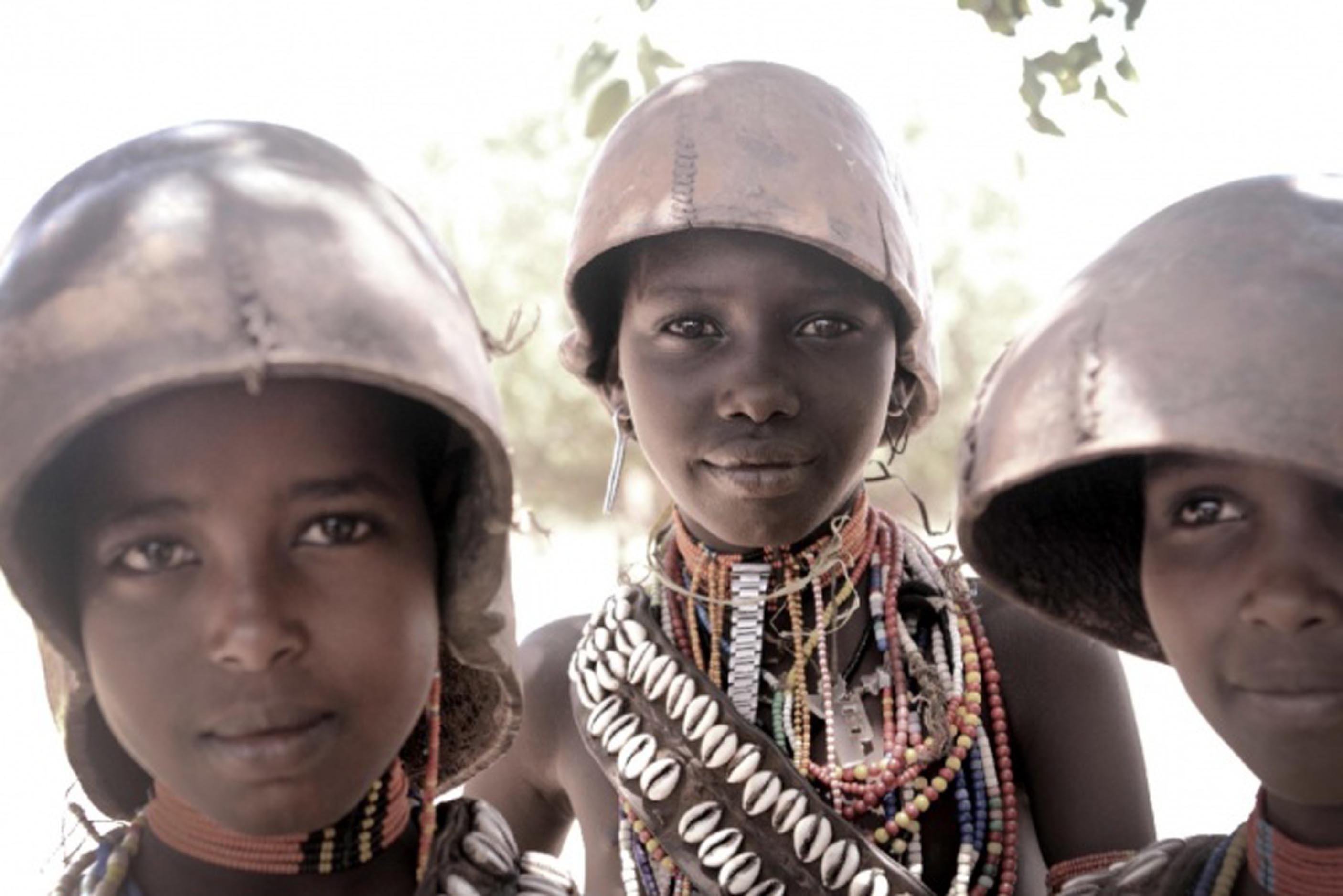 Filme "T&atilde;o Longe &eacute; Aqui" foi feito por Eliza Capai a partir das mem&oacute;rias colhidas em uma viagem pela &Aacute;frica