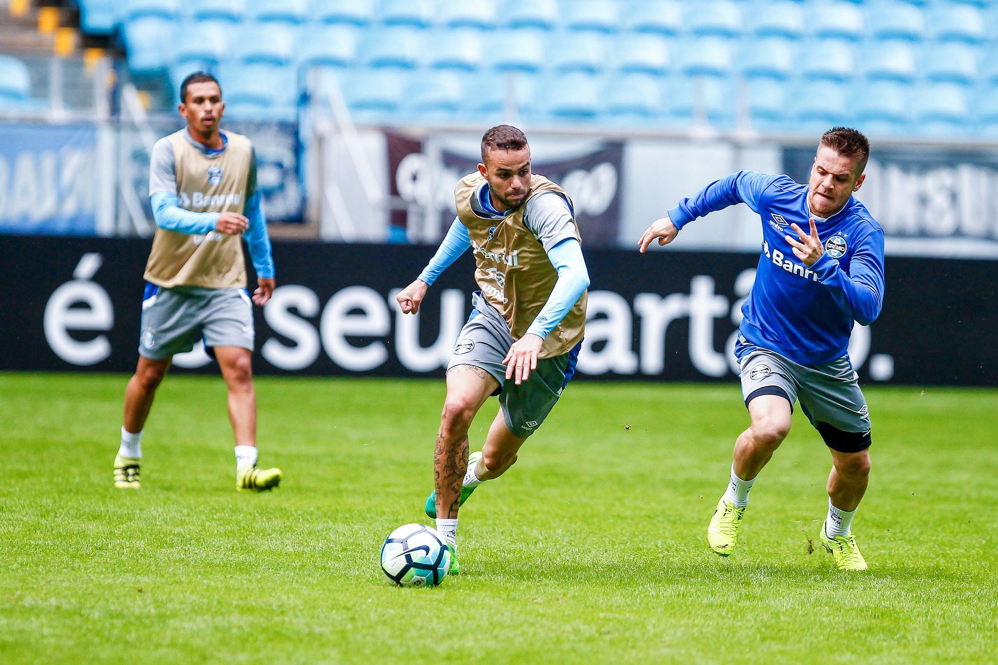 Luan na mira do futebol europeu