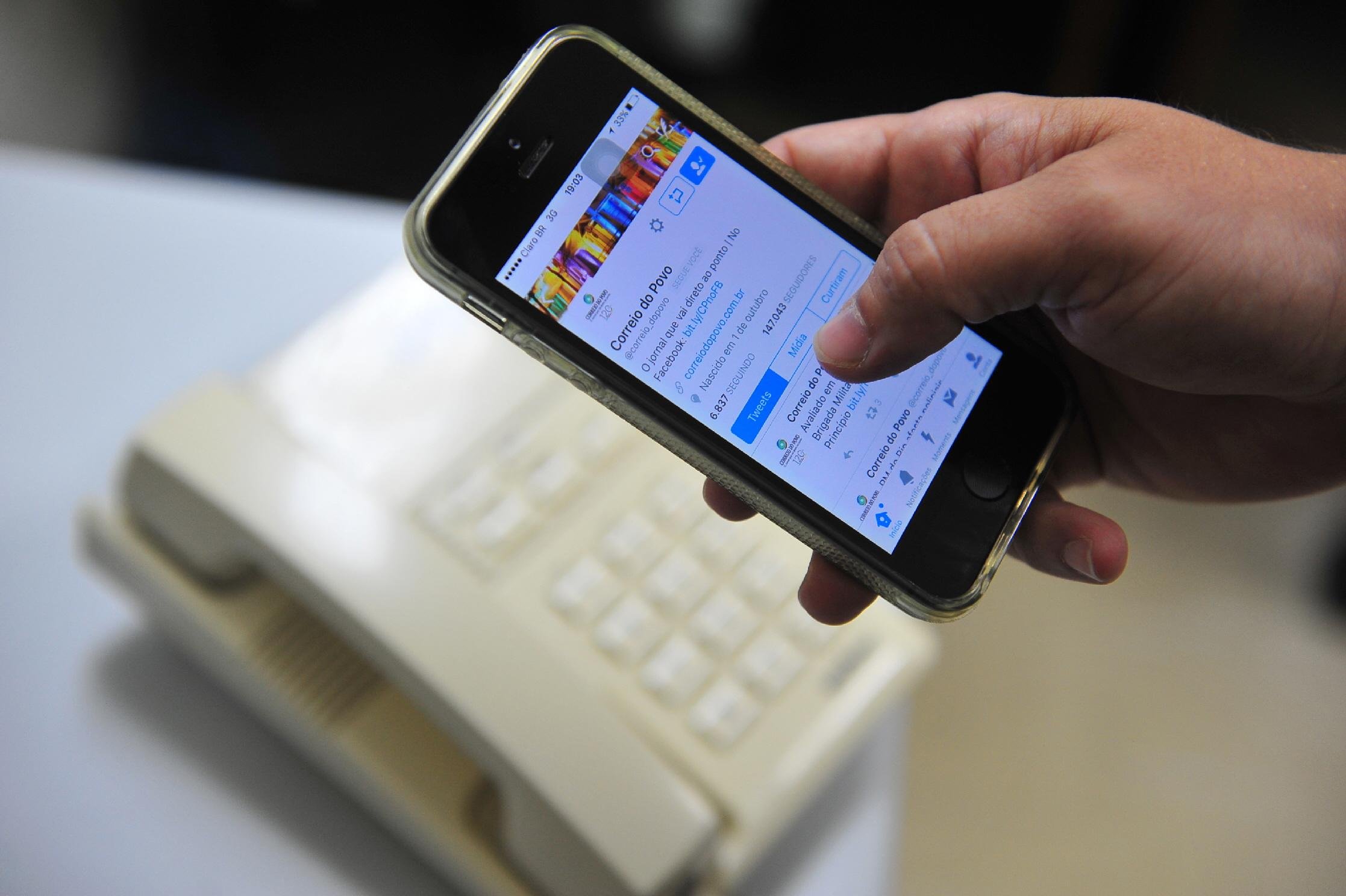 Pr&aacute;tica de cortar internet come&ccedil;ou a ser adotada por operadoras em 2014