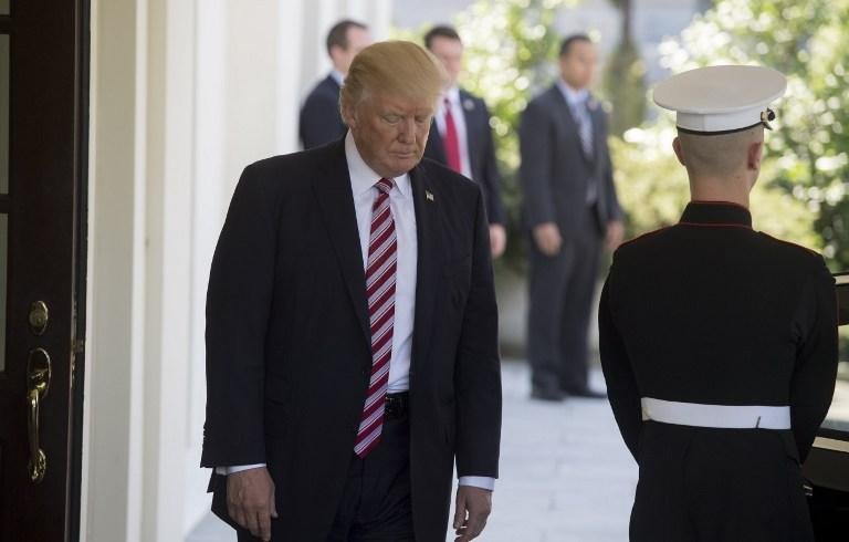 Congresso dos Estados Unidos pede ao FBI documentos de Comey sobre Trump