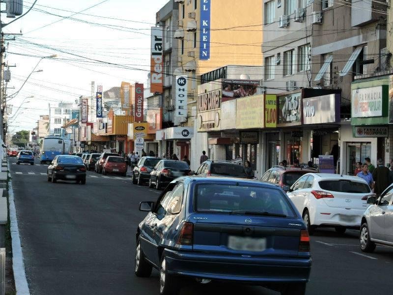 Comerciantes e lojistas s&atilde;o alvos de golpes e furtos na &aacute;rea central