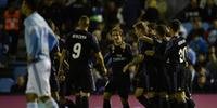 Real Madrid goleia Celta e fica a um empate do título espanhol 