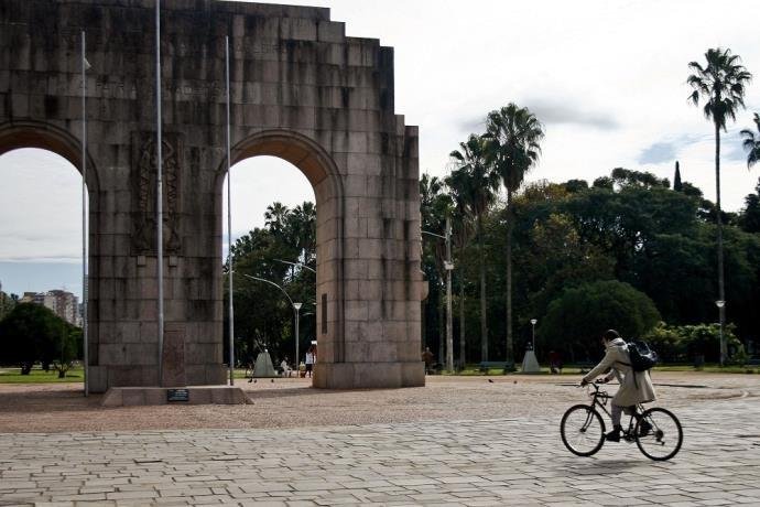 Chuva deve chegar no fim do dia na Capital