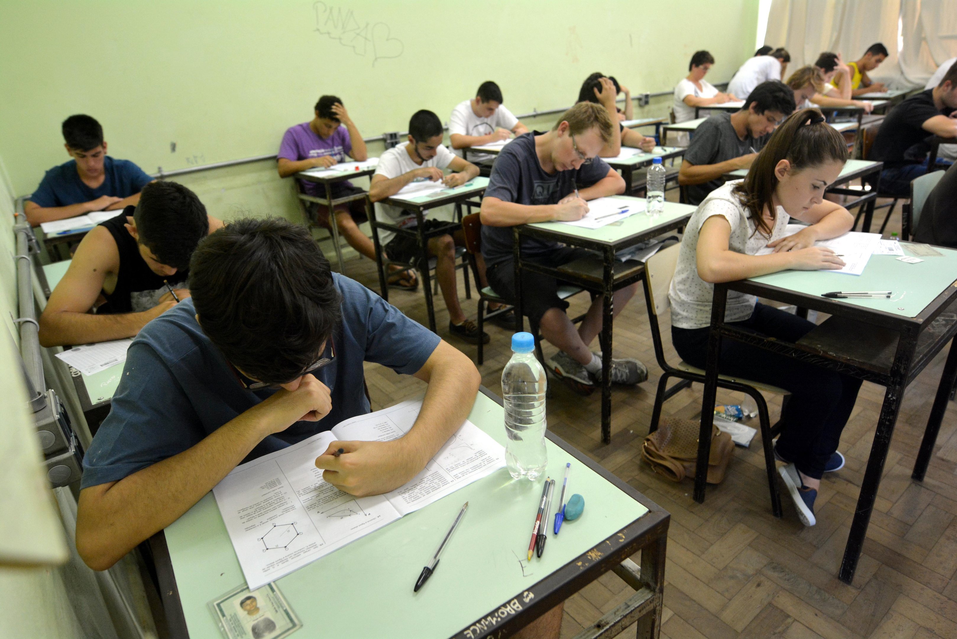 Cerca de 4,8 milh&otilde;es j&aacute; se inscreveram no exame que ocorre nos dias 5 e 12 de novembro