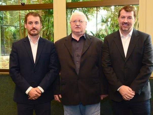 Fabiano Dallazen, Luiz Henrique Barbosa Lima Faria Corr&ecirc;a e Fernando Cesar Sgarbossa