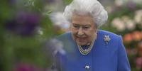 Elizabeth II condena ataque em Manchester como ato bárbaro