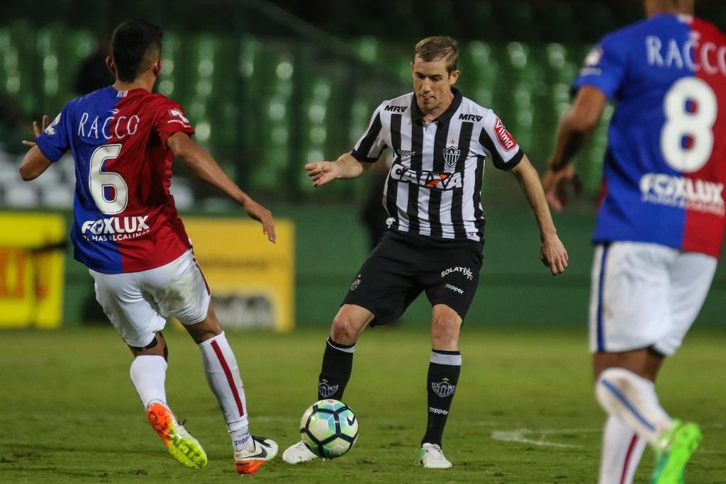 Paran&aacute; bateu o Atl&eacute;tico-MG pela Copa do Brasil