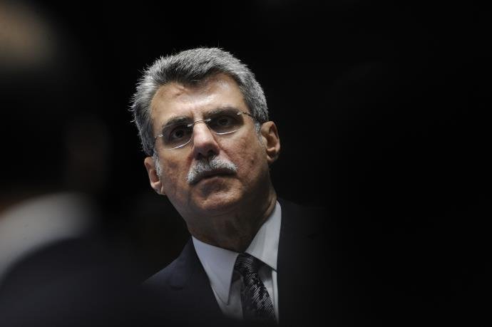 De acordo com a procuradoria, senador foi citado no depoimento de ex-contadora da CBT em 2014