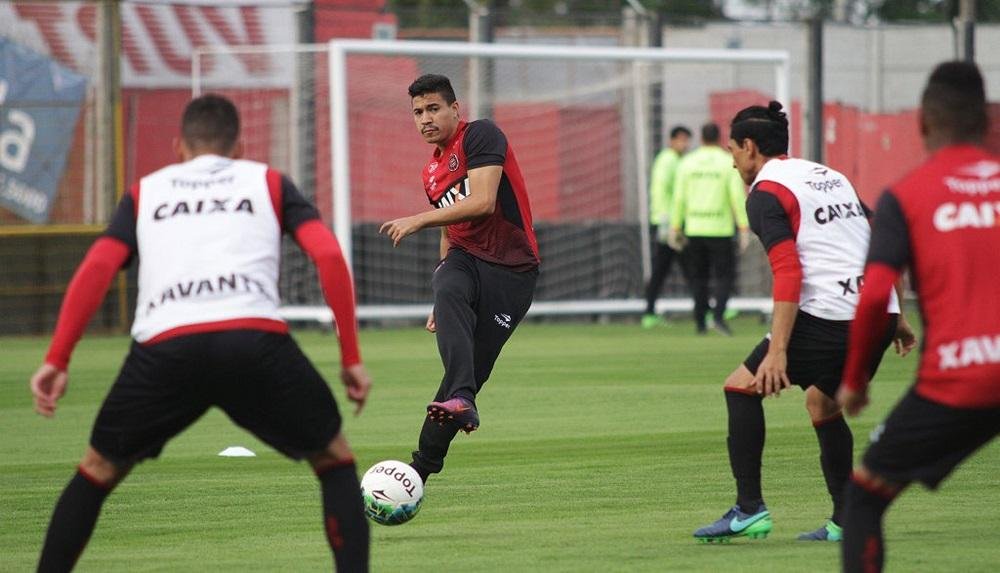 Brasil de Pelotas encara Goi&aacute;s pela S&eacute;rie B