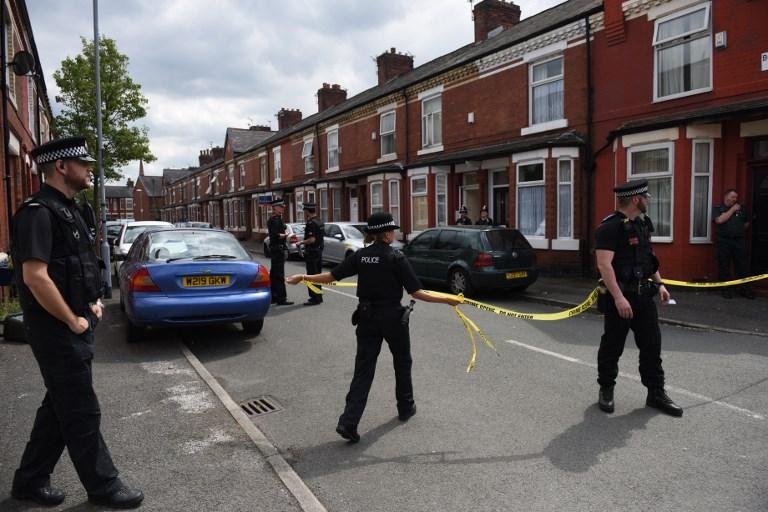 N&iacute;vel de alerta no Reino Unido &eacute; rebaixado ap&oacute;s ataque de Manchester
