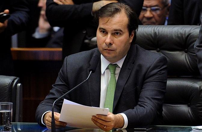 Caso deputados e senadores concordem com a proposta, equipe econ&ocirc;mica publica nova MP no mesmo dia