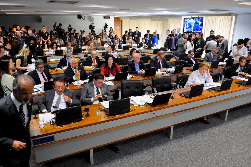 PEC foi aprovada na Comiss&atilde;o de Constitui&ccedil;&atilde;o e Justi&ccedil;a do Senado e ir&aacute; para aprecia&ccedil;&atilde;o do plen&aacute;rio