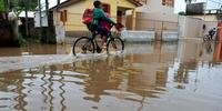 Volume da água das chuvas alagou ruas da Ilha da Pintada 