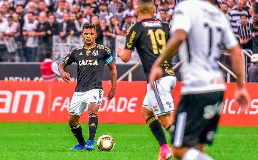 Fernando Bob afirma que fica na Ponte Preta e frustra planos do S&atilde;o Paulo