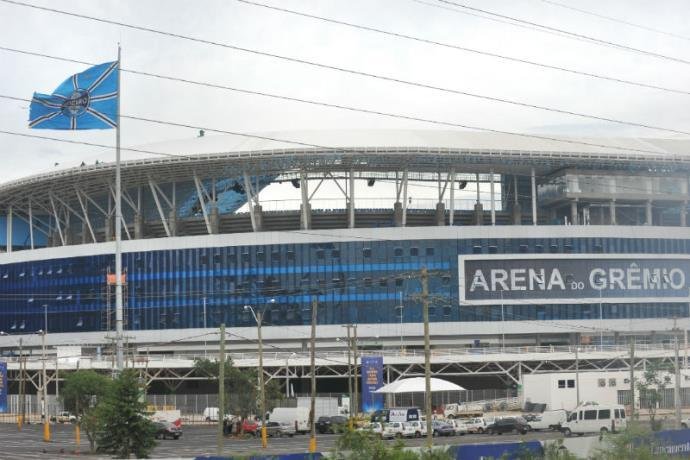 Em raz&atilde;o da forte chuva, Gr&ecirc;mio cancela treino 