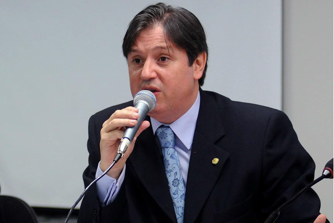 Rocha Loures perdeu foro privilegiado ap&oacute;s volta de Serraglio &agrave; C&acirc;mara