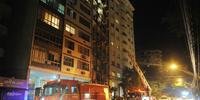 Incêndio de média proporção atinge prédio em Porto Alegre