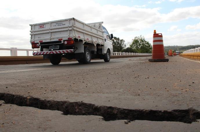 Pesquisa da CNT mostra que 62,7% das rodovias ga&uacute;chas est&atilde;o em situa&ccedil;&atilde;o regular, ruim ou p&eacute;ssima