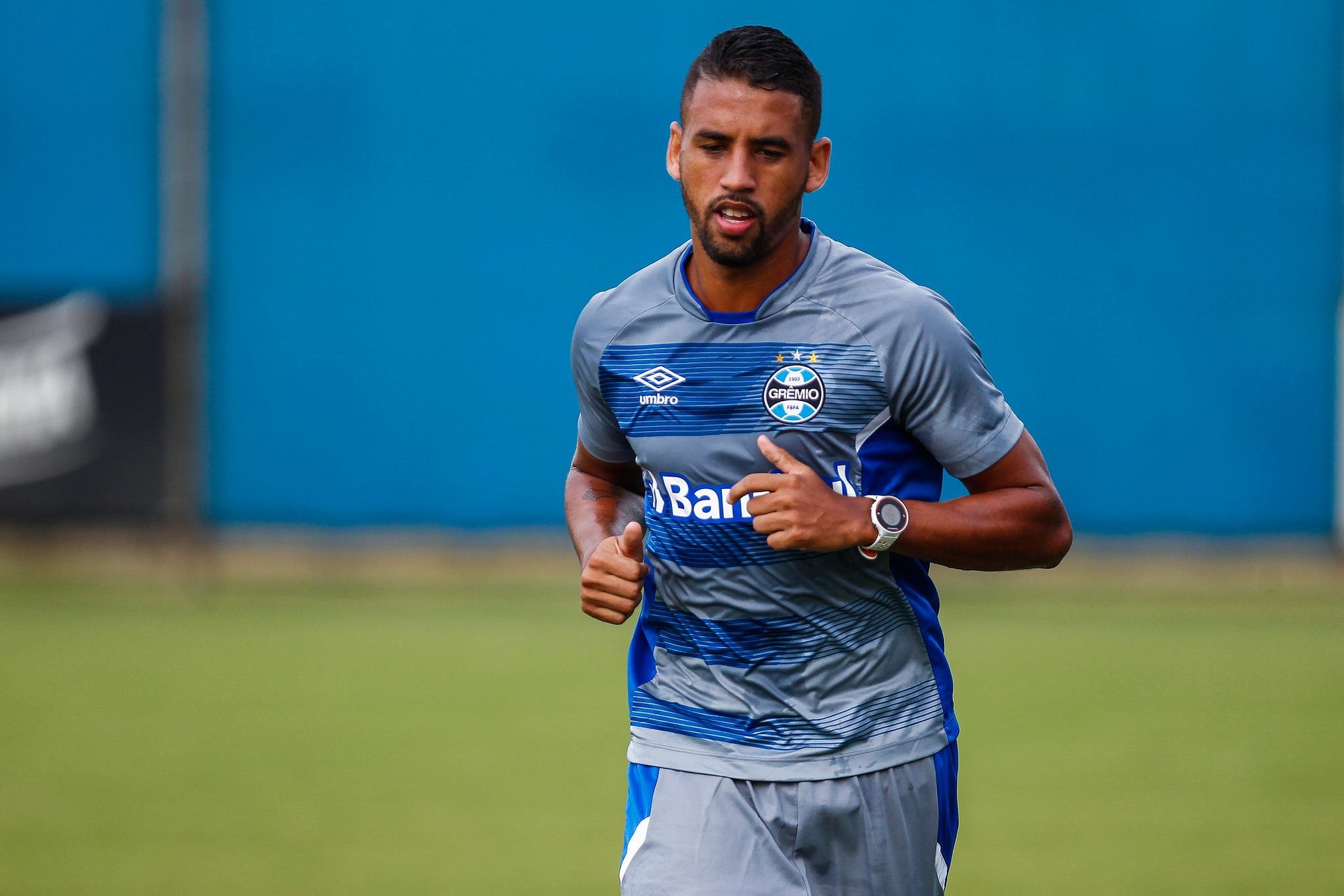 Michel n&atilde;o tem d&uacute;vida de que Gr&ecirc;mio joga o melhor futebol do Brasil
