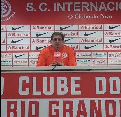 Se forem para bater, vamos entrar para virar a mesa, diz Guto sobre torcida 