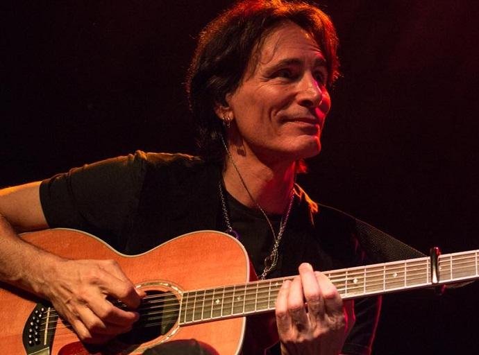 M&uacute;sico mostrar&aacute; seu virtuosismo em apresenta&ccedil;&atilde;o no Audit&oacute;rio Ara&uacute;jo Vianna